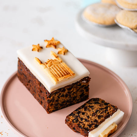 Cambridge Iced Fruit Christmas Bar Cake