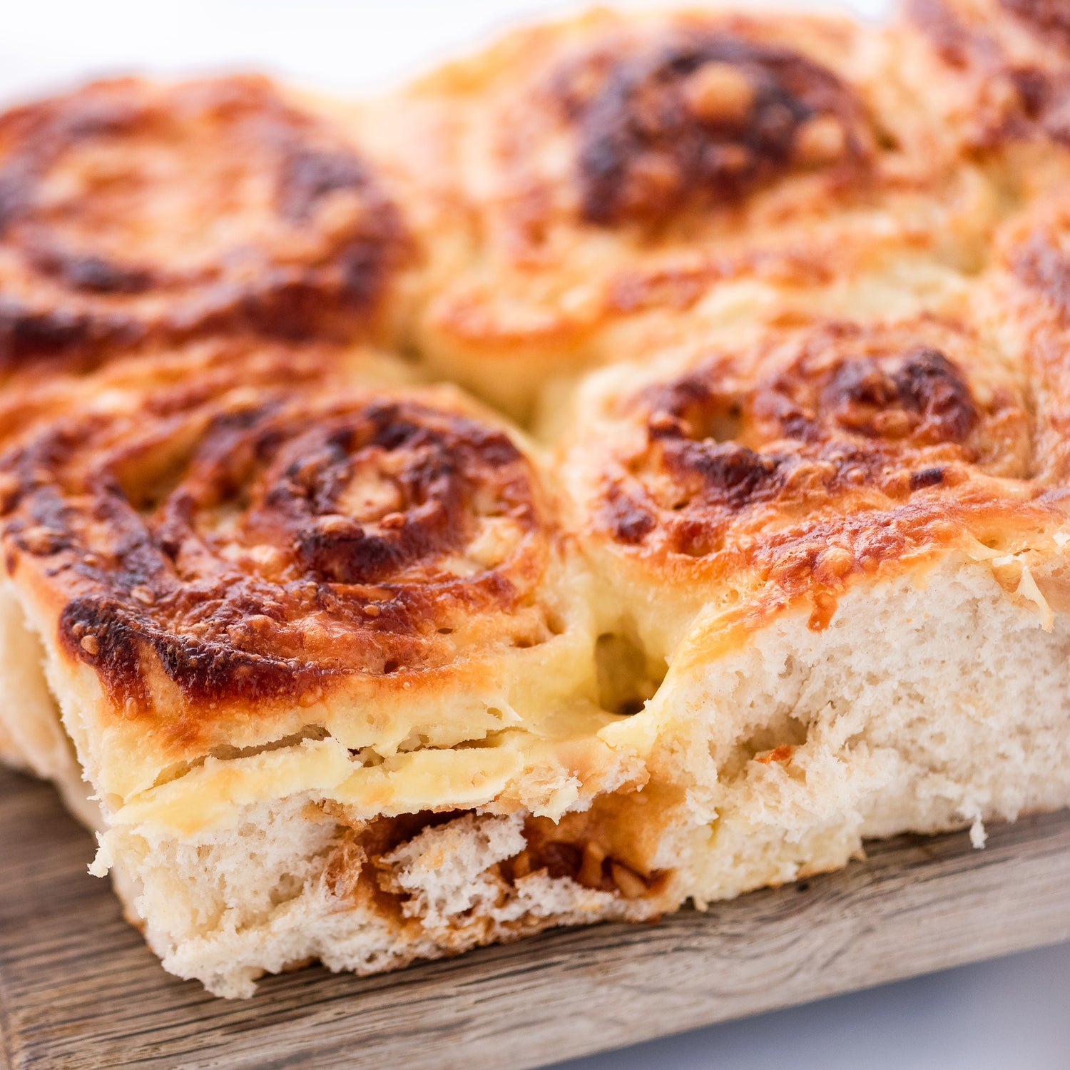 Cheese & Marmite Bake At Home Buns (6 Pack)