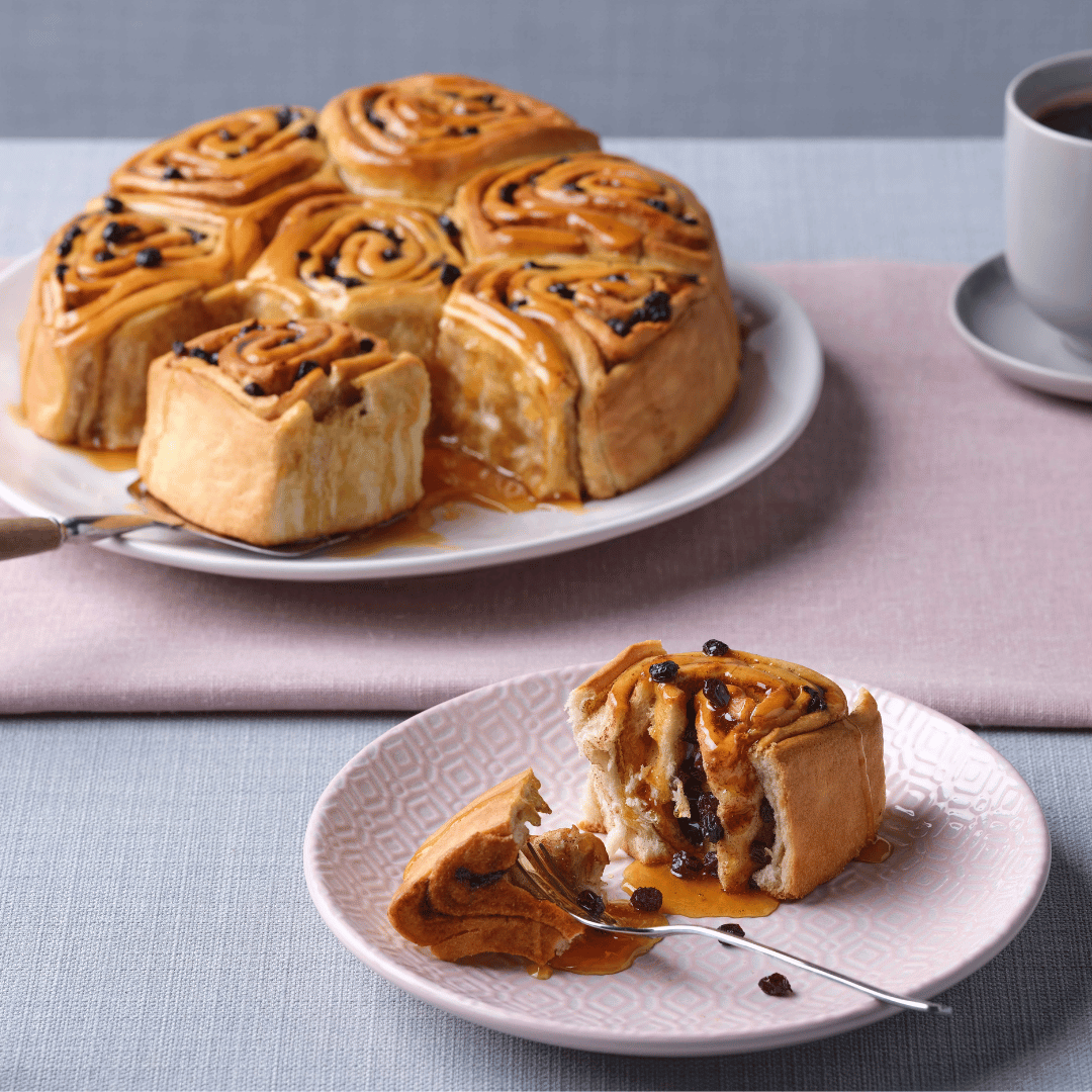 8 Chelsea Bun Cake